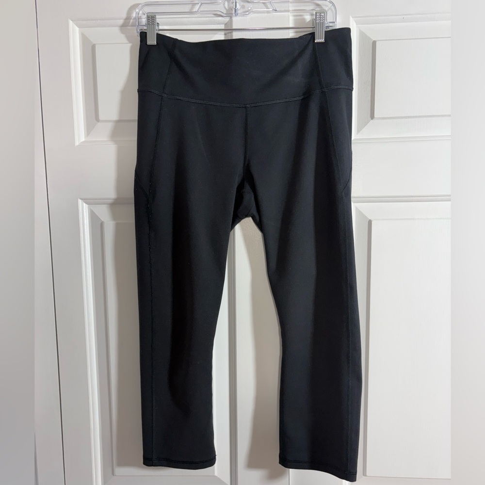 Under Armour Women’s Black Reflect Hi-Rise Crop Pants Size M*
 1320550